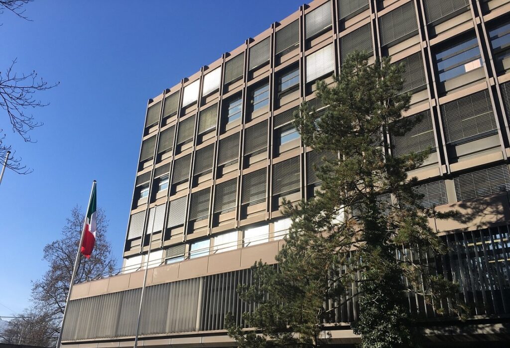 La Embajada de México en EU apuesta por la neutralidad para proteger a sus connacionales La Embajada de México en EU apuesta por la neutralidad para proteger a sus connacionales