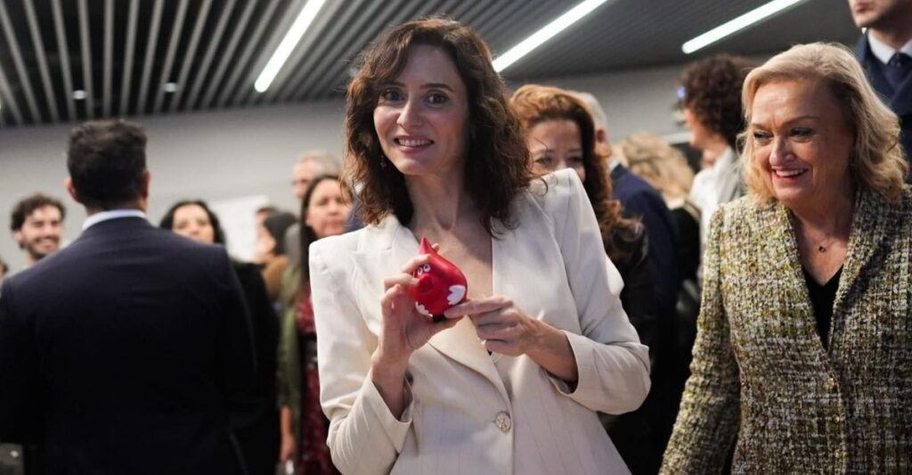 Isabel Díaz Ayuso acusó a México de ser un narcoestado en reunión con Trump en Florida