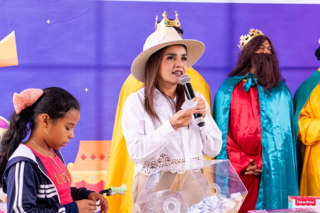 Uruapan: La alcaldesa Grecia Quiroz acusa persecución política